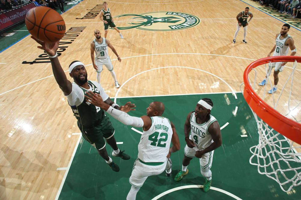 比国足更为 比国足更为