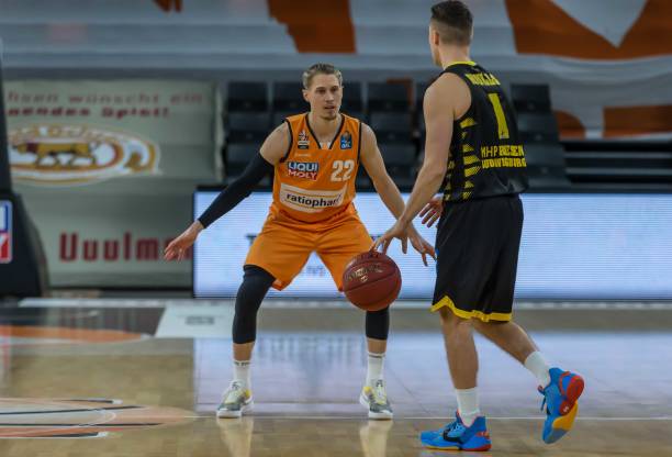 值长期位居 值长期位居